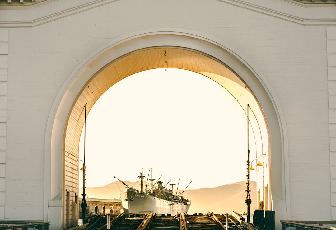 white arch,