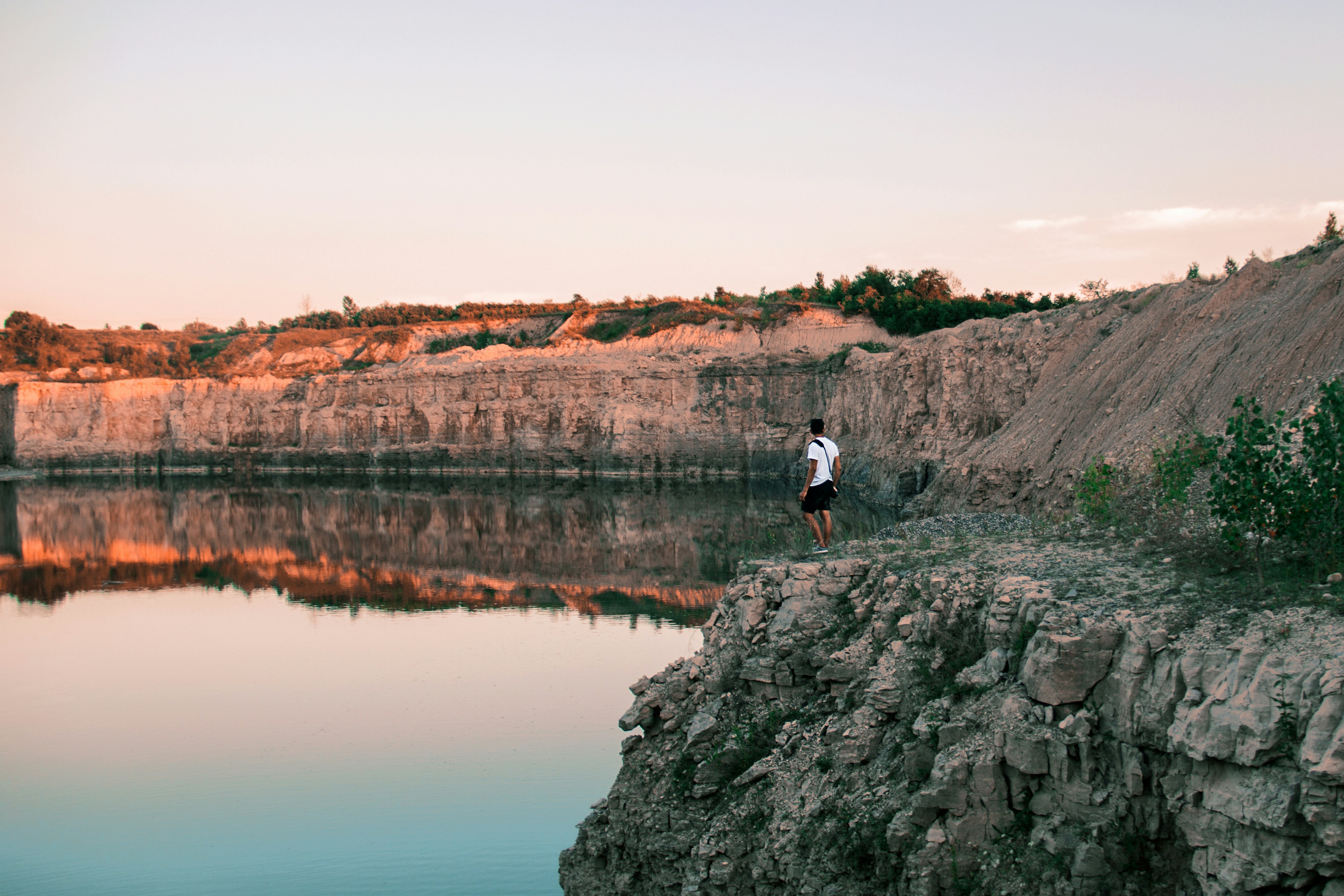 Free Unsplash photo from Nik MacMillan