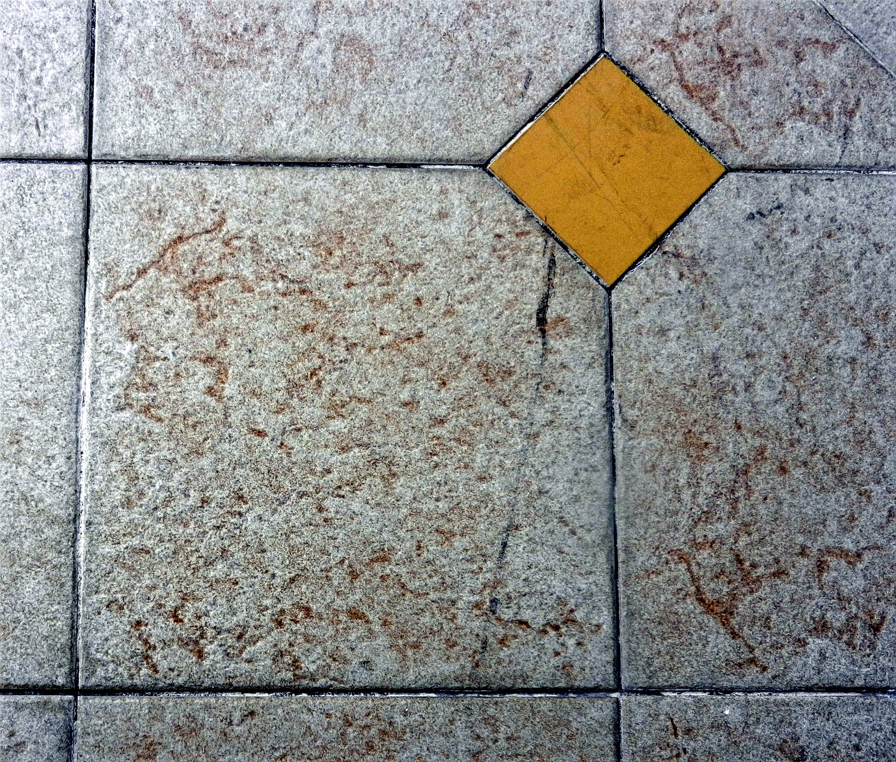 Pisos Vinílicos e Laminados