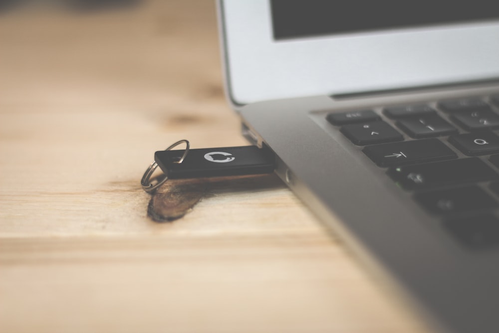 Usb Pictures Download Free Images On Unsplash
