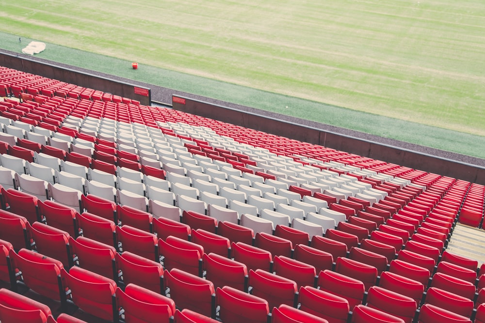 Stadio sportivo vuoto