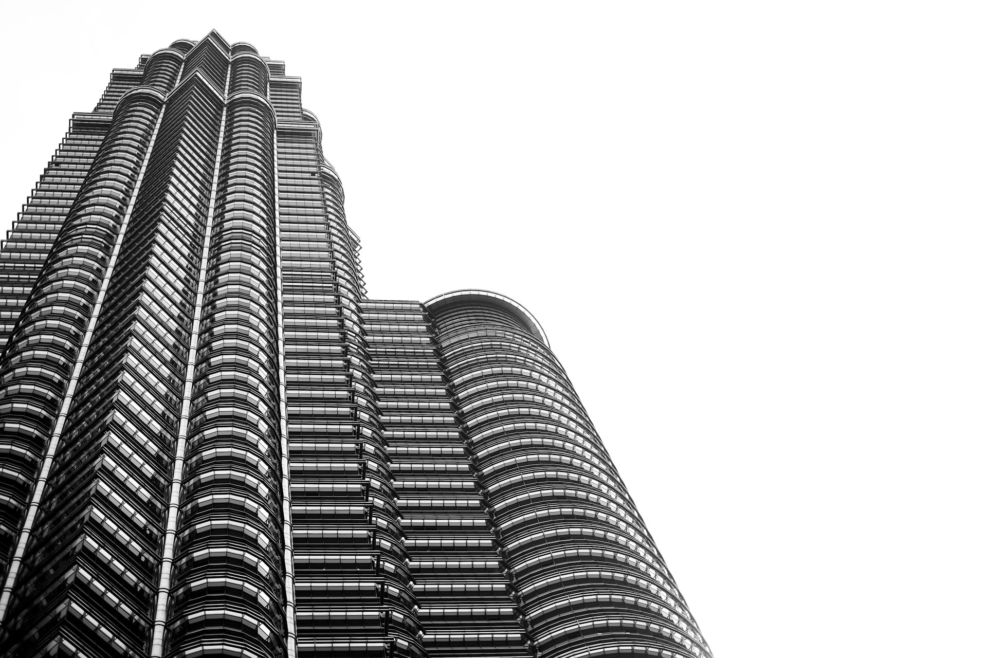 worms eyeview of gray building