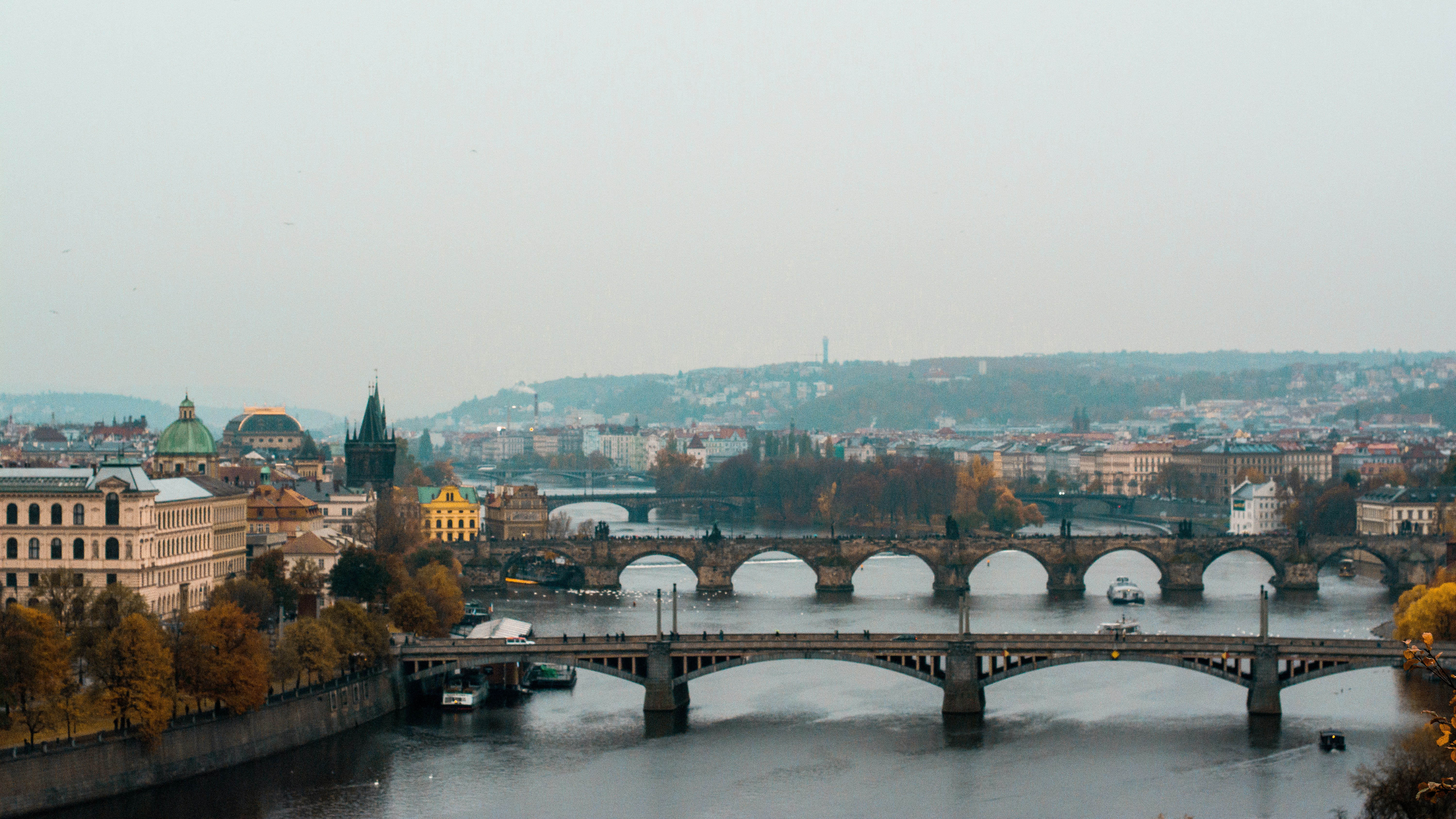 Free Unsplash photo from Maxim Smith