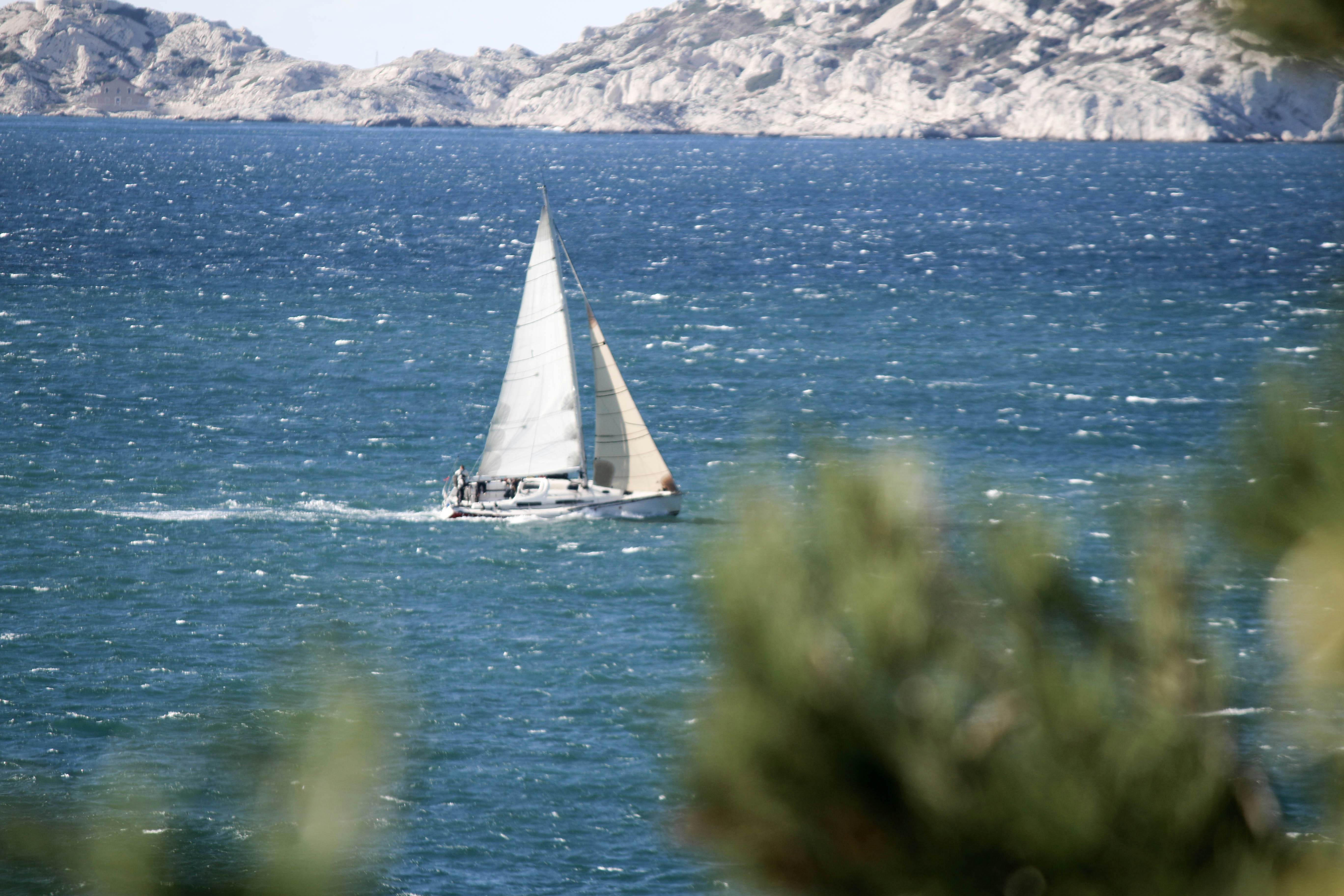 Free Unsplash photo from Dorian Gaitan