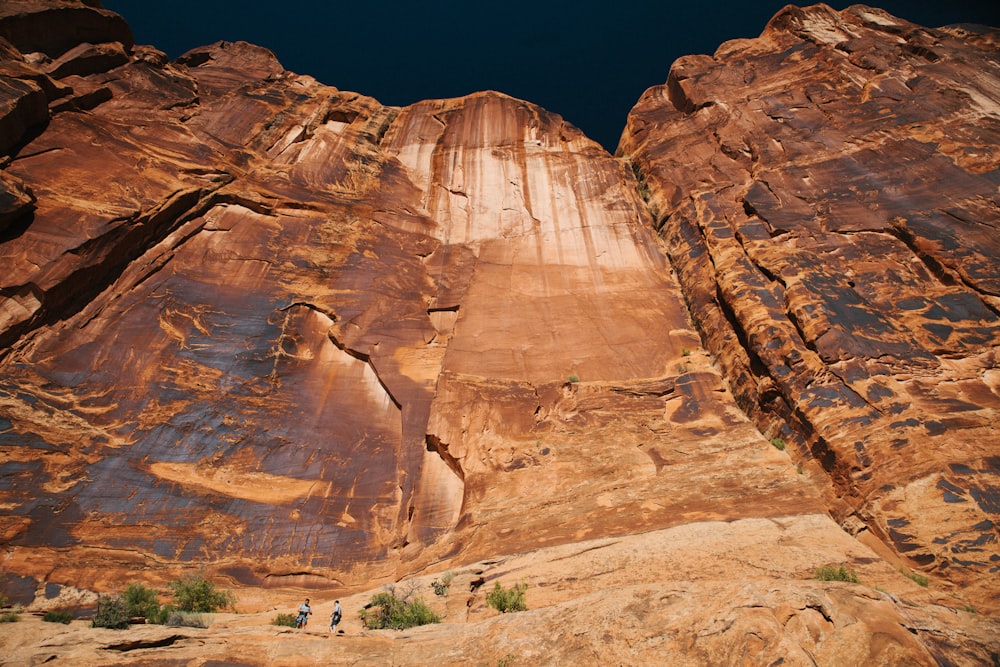 brown rocky mountain