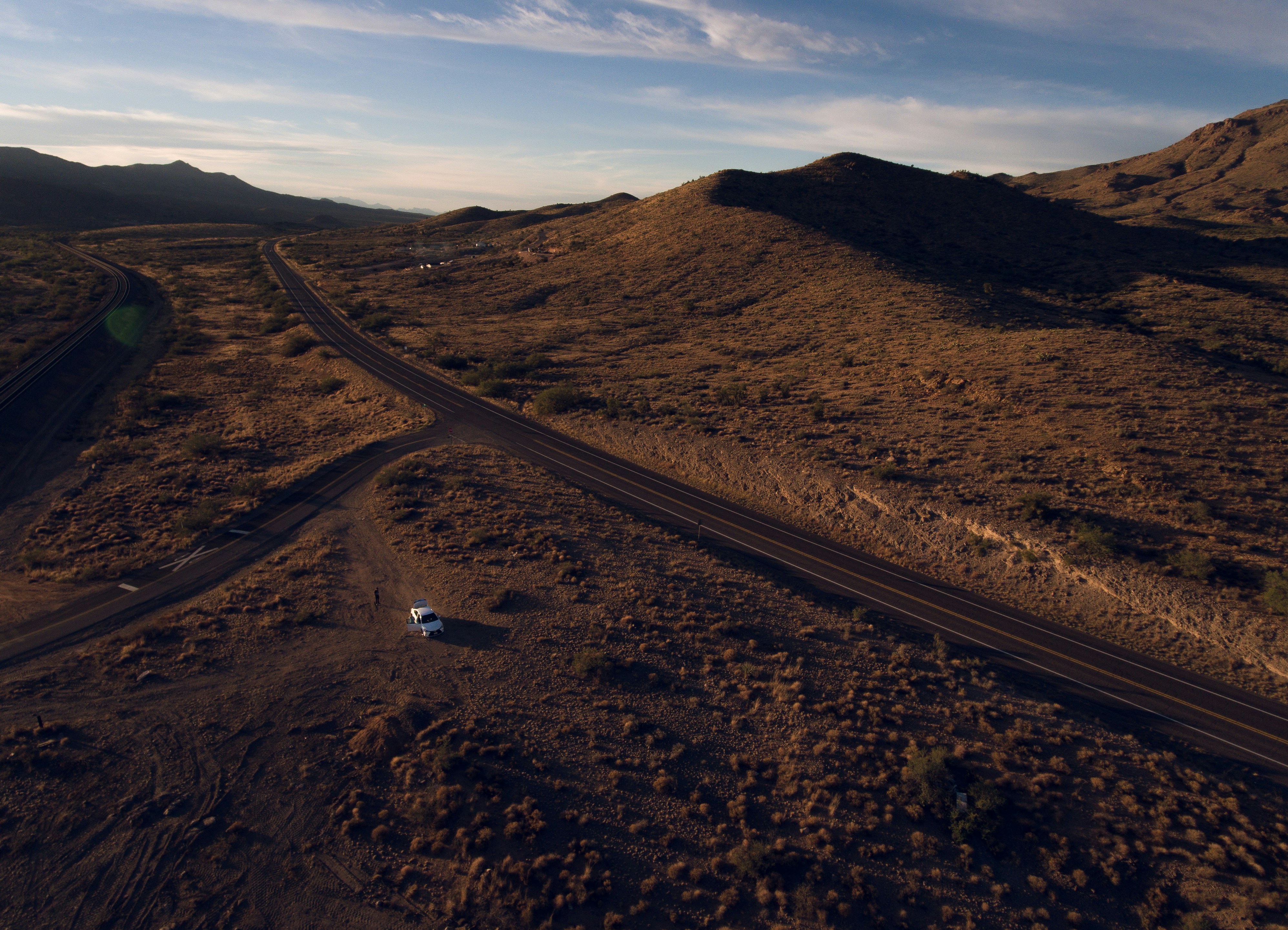 Free Unsplash photo from Richard Nolan