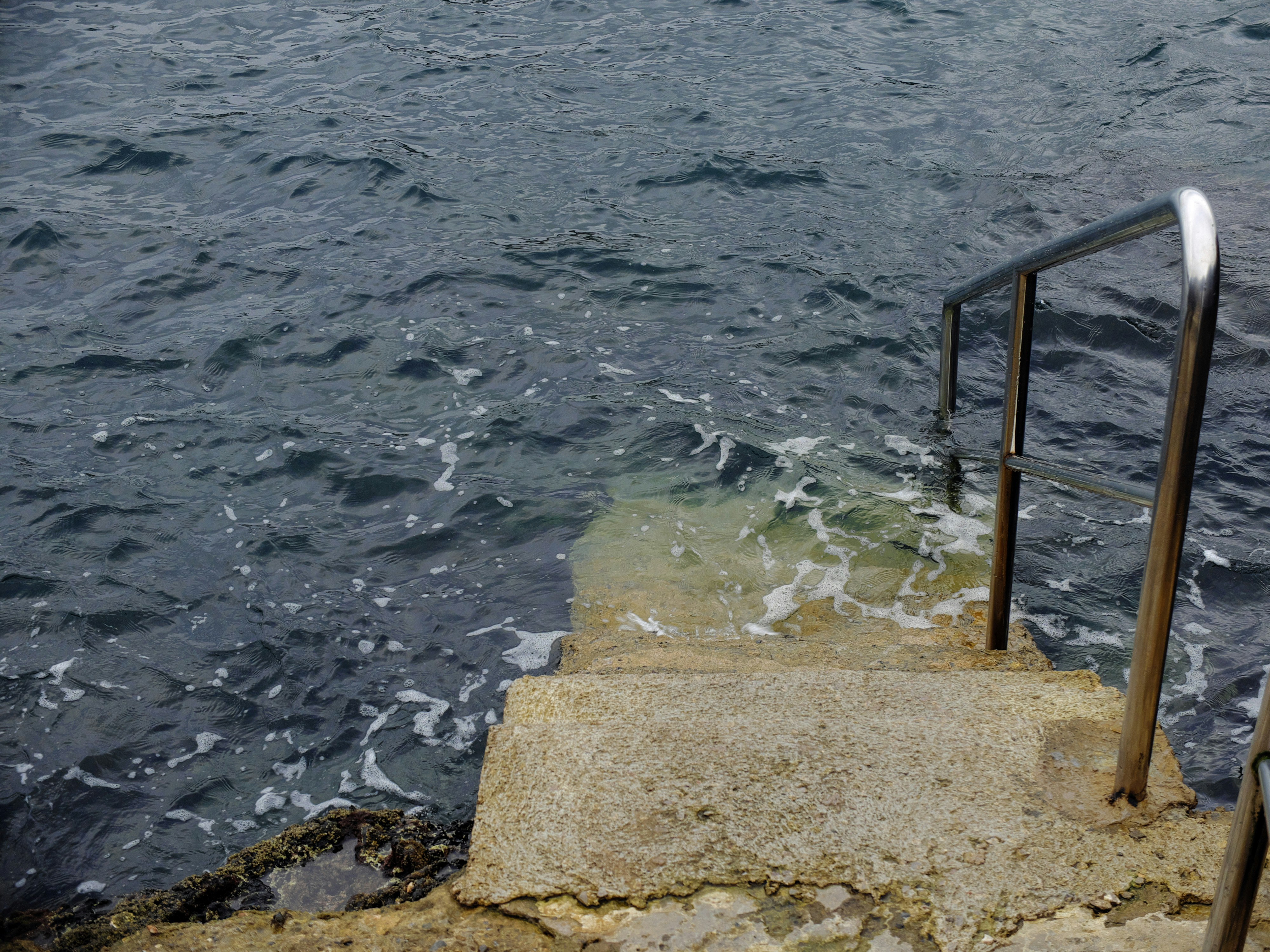 Free Unsplash photo from Miguel A. Amutio