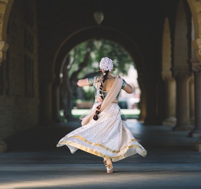 indian classical dance on hallway