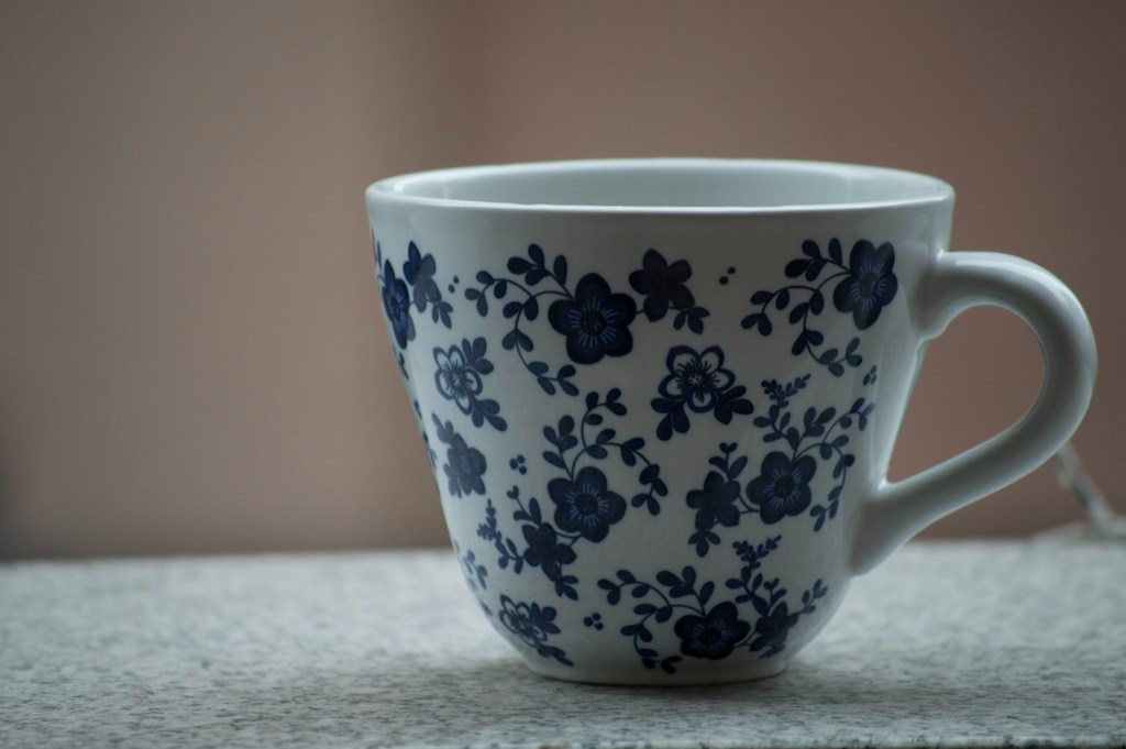 Art Line Mug