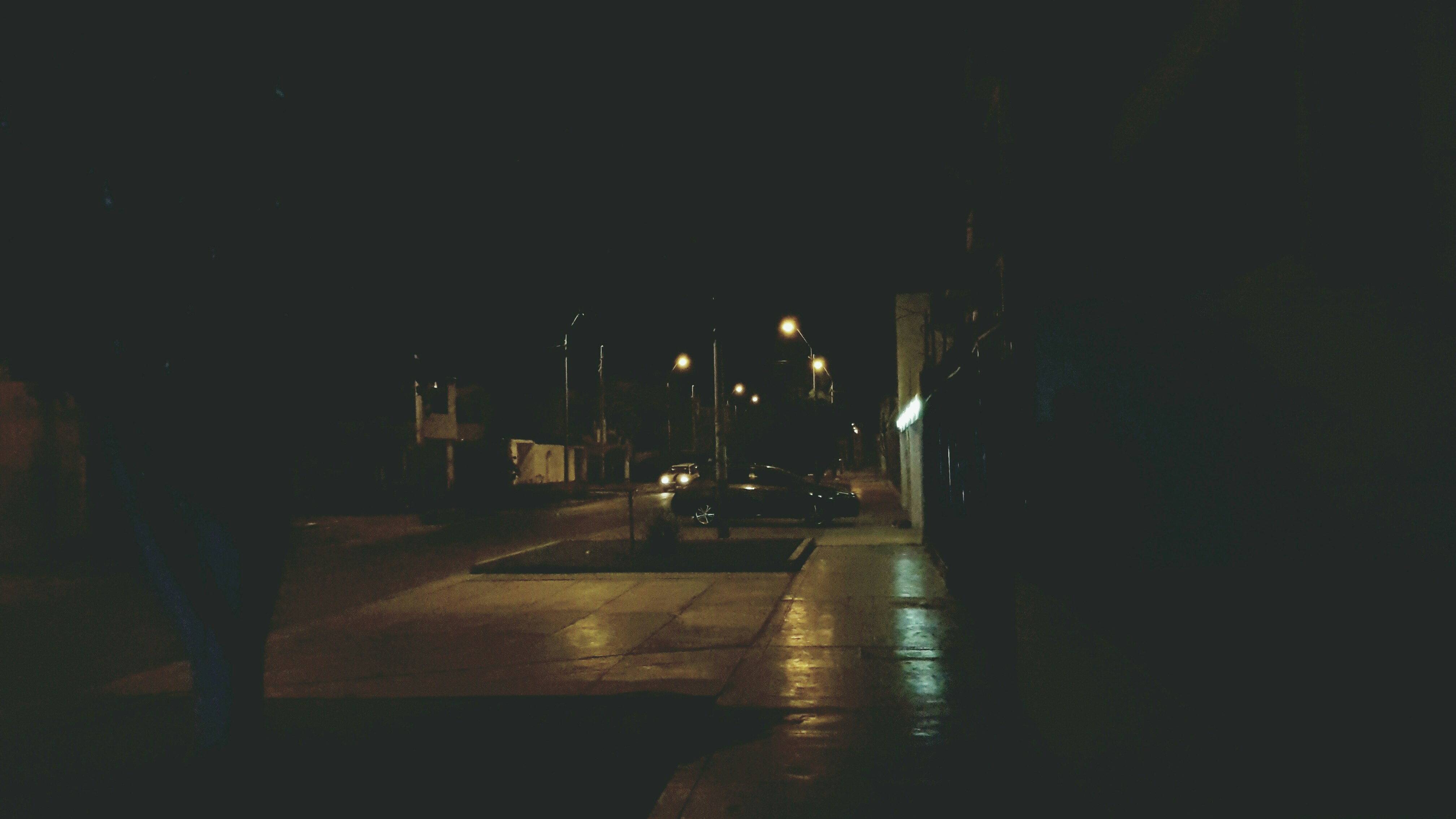 Free Unsplash photo from Andre Yanez