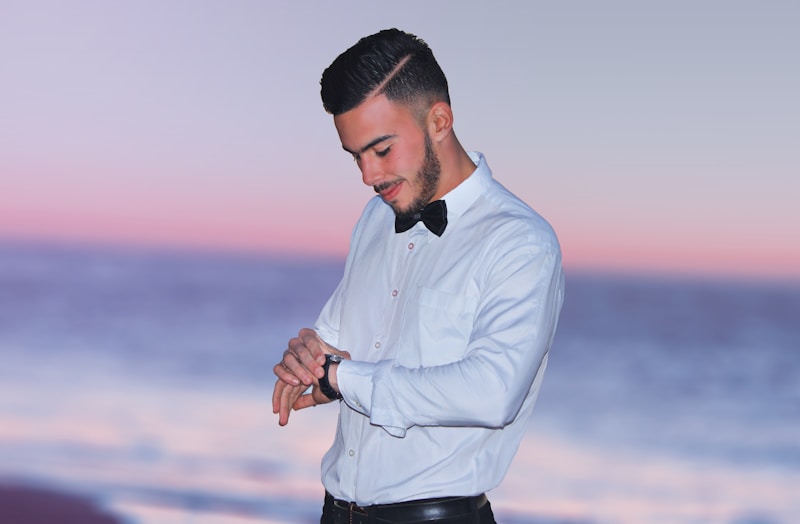 Stilvoller Mann bei Tag