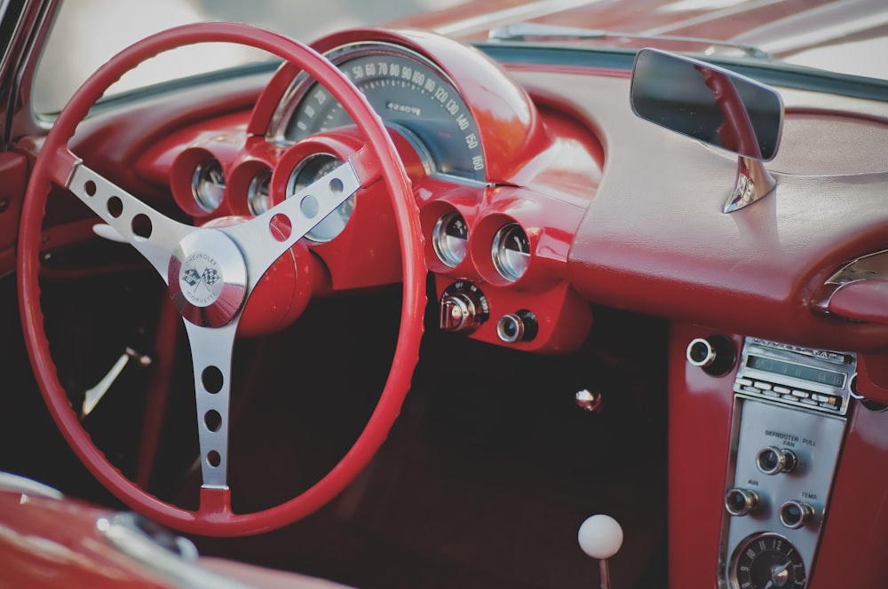 closeup photo of car steering wheel