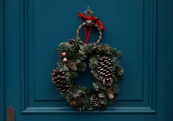 green and brown christmas wreath