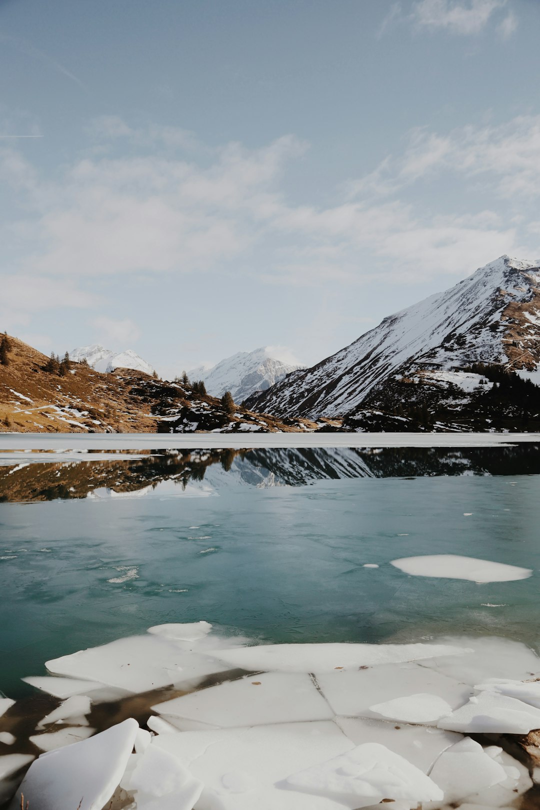 Glacial lake photo spot Trübsee Bachalpsee