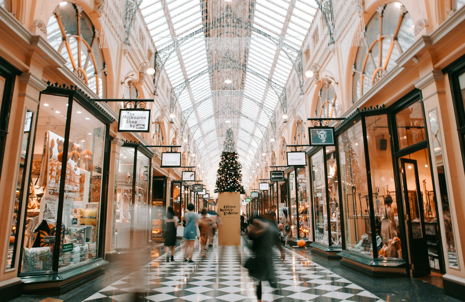 commercial retail plaza