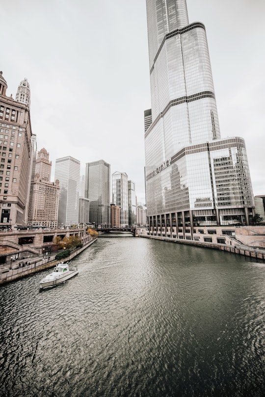 glass building in Chicago Riverwalk United States