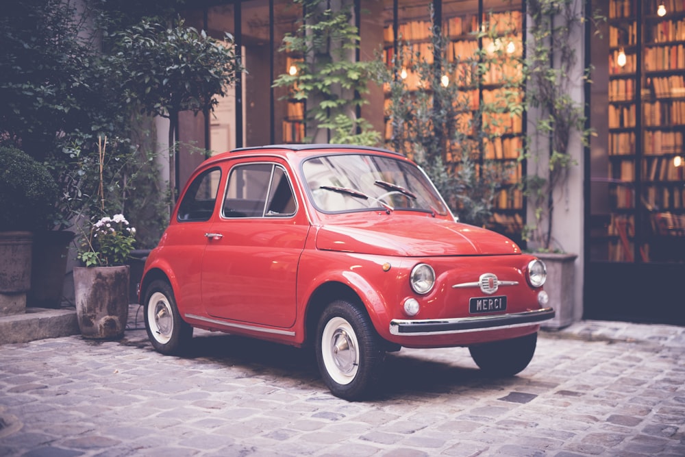 Coupé rojo