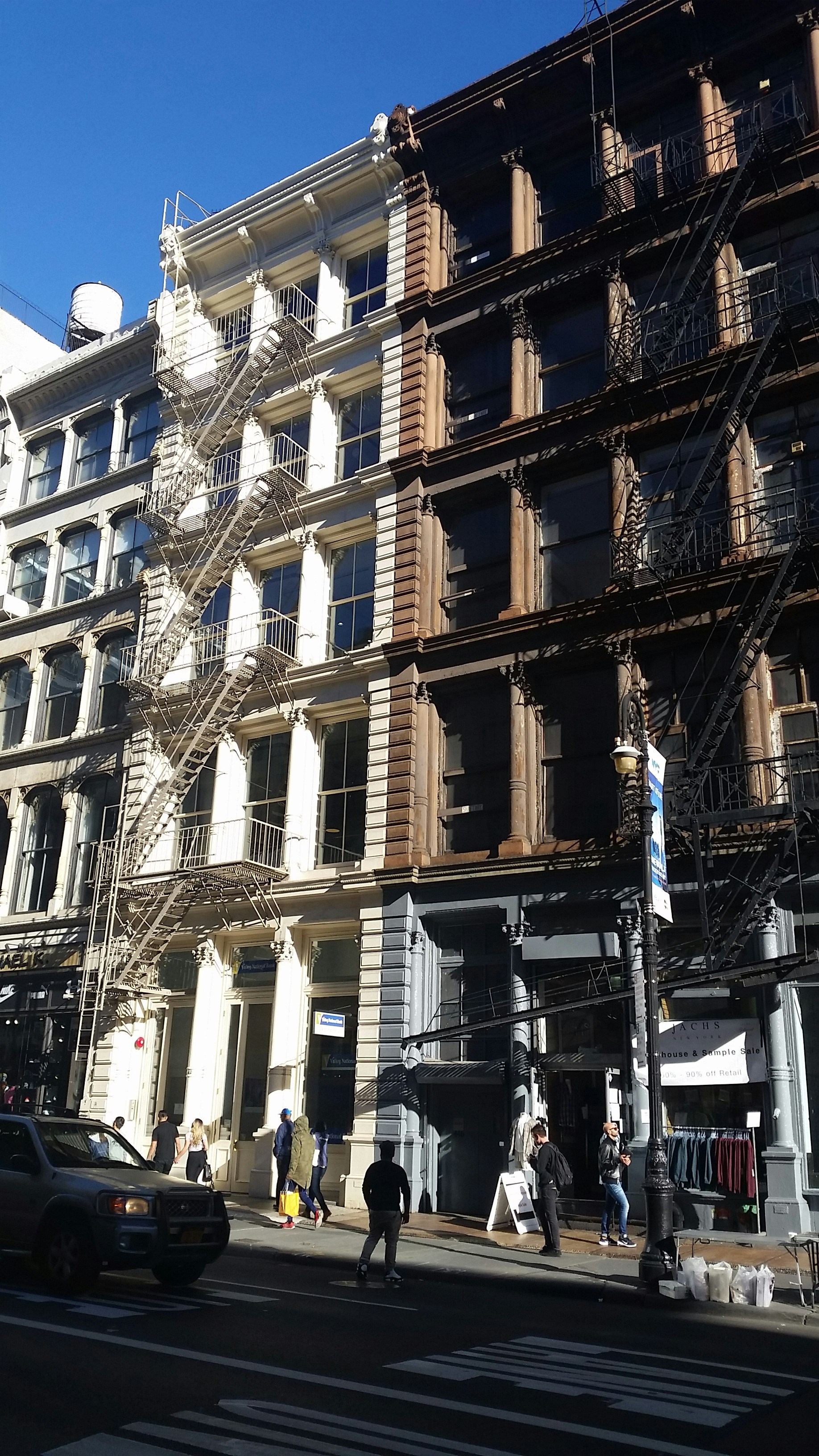 Free Unsplash photo from Esteban Lijalad