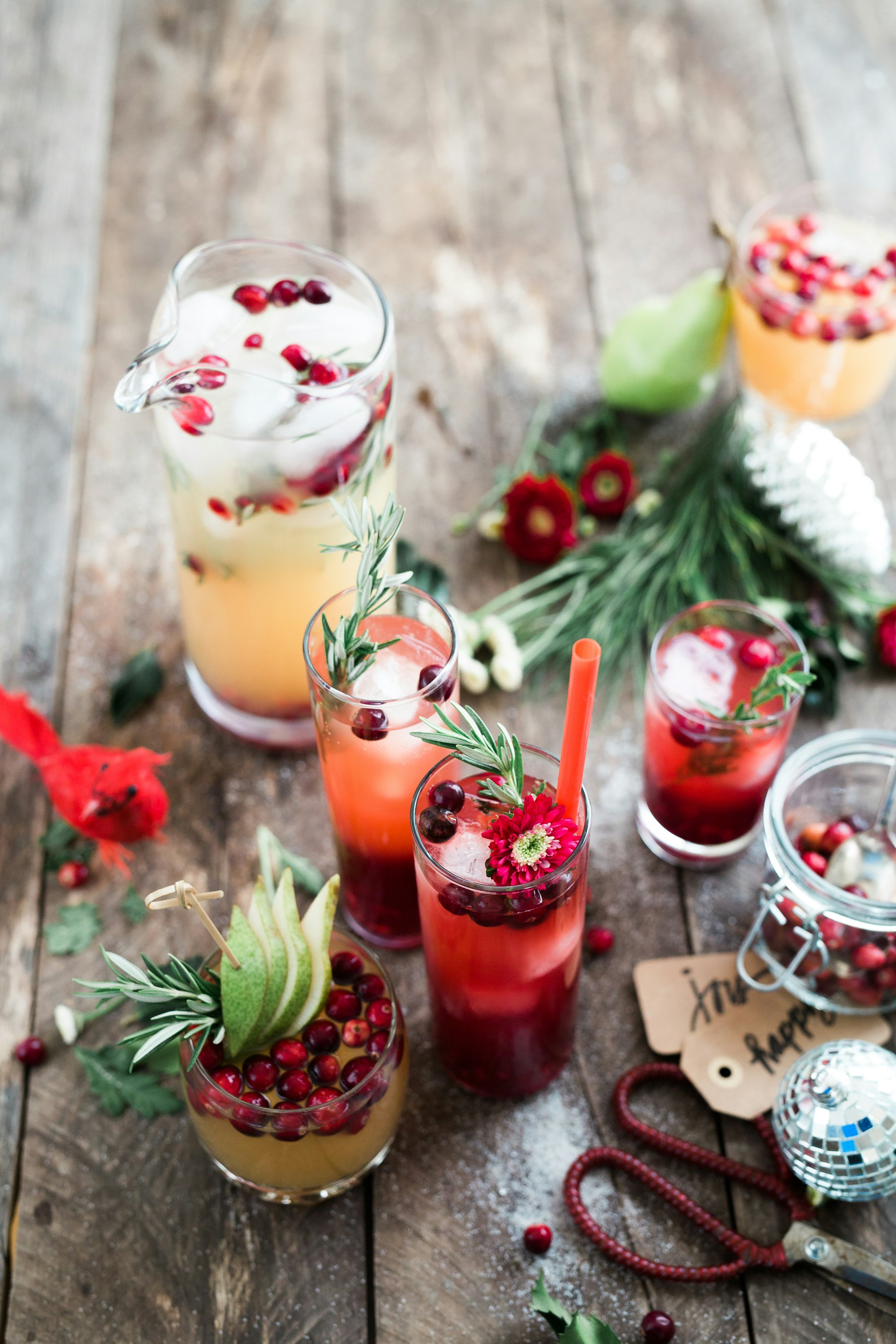 A trip home from shopping after a long day of holiday prep, and I was ready to settle in for a merry sipper. Three easy ingredients–fruit juice (pom or pear), vodka and ginger kombucha–later and we had a full table of glowy drinks. Happiest Holidays.