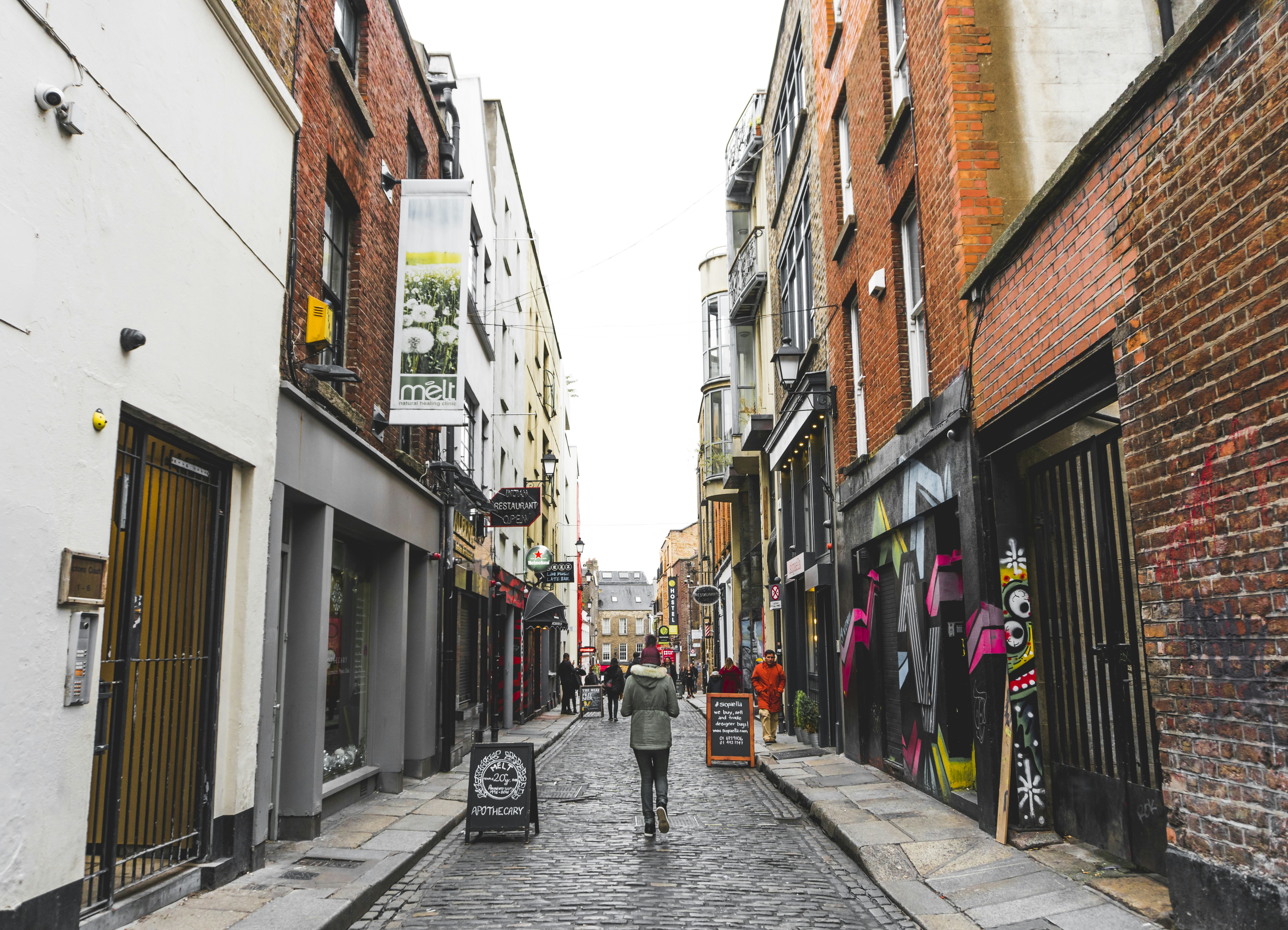 Free Unsplash photo from Robert Alves de Jesus