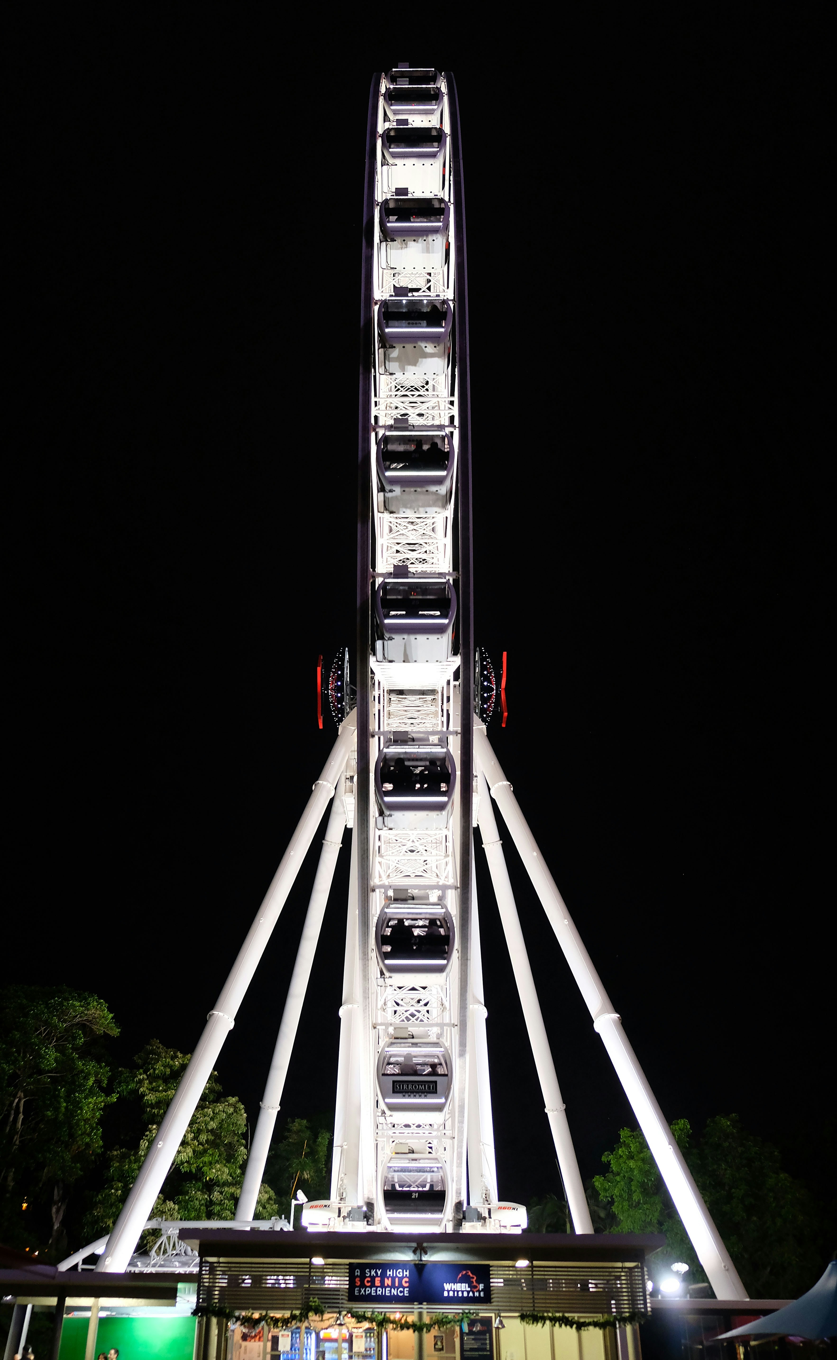 Free Unsplash photo from Laszlo Rem