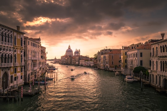 photo of Venise Town near Santa Maria della Salute