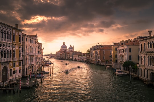 photo of Venise Town near Rialto