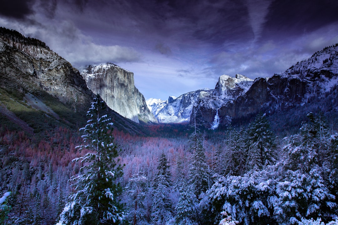 Mountain range photo spot Yosemite Tunnel 優勝美地國家公園