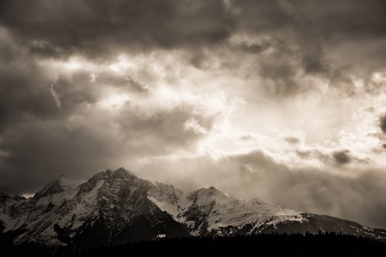 photo of Flims Mountain range near Säntis