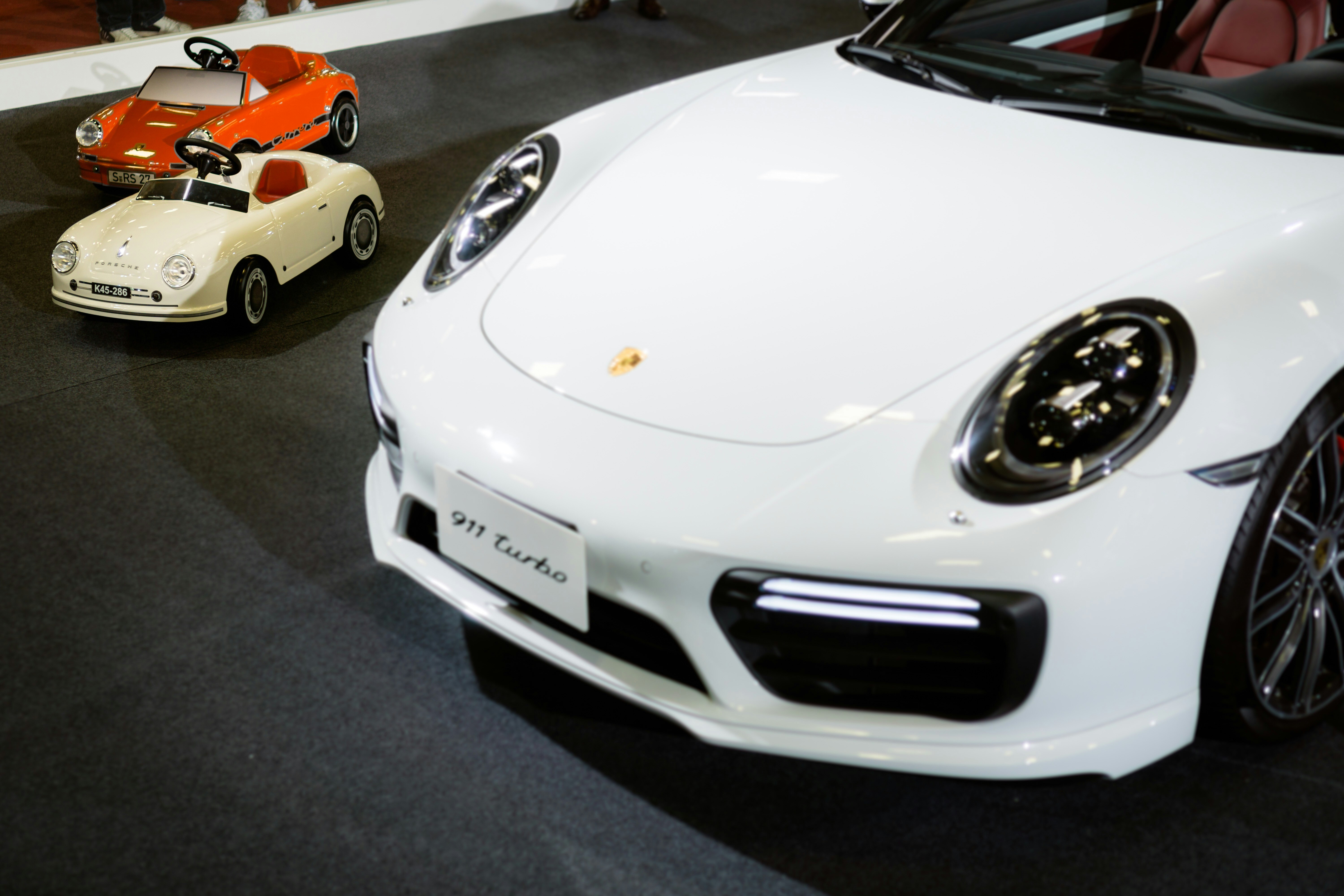 Free Unsplash photo from Winston Chen