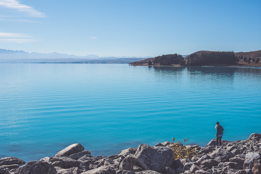 travelers stories about Shore in Lake Pukaki, New Zealand