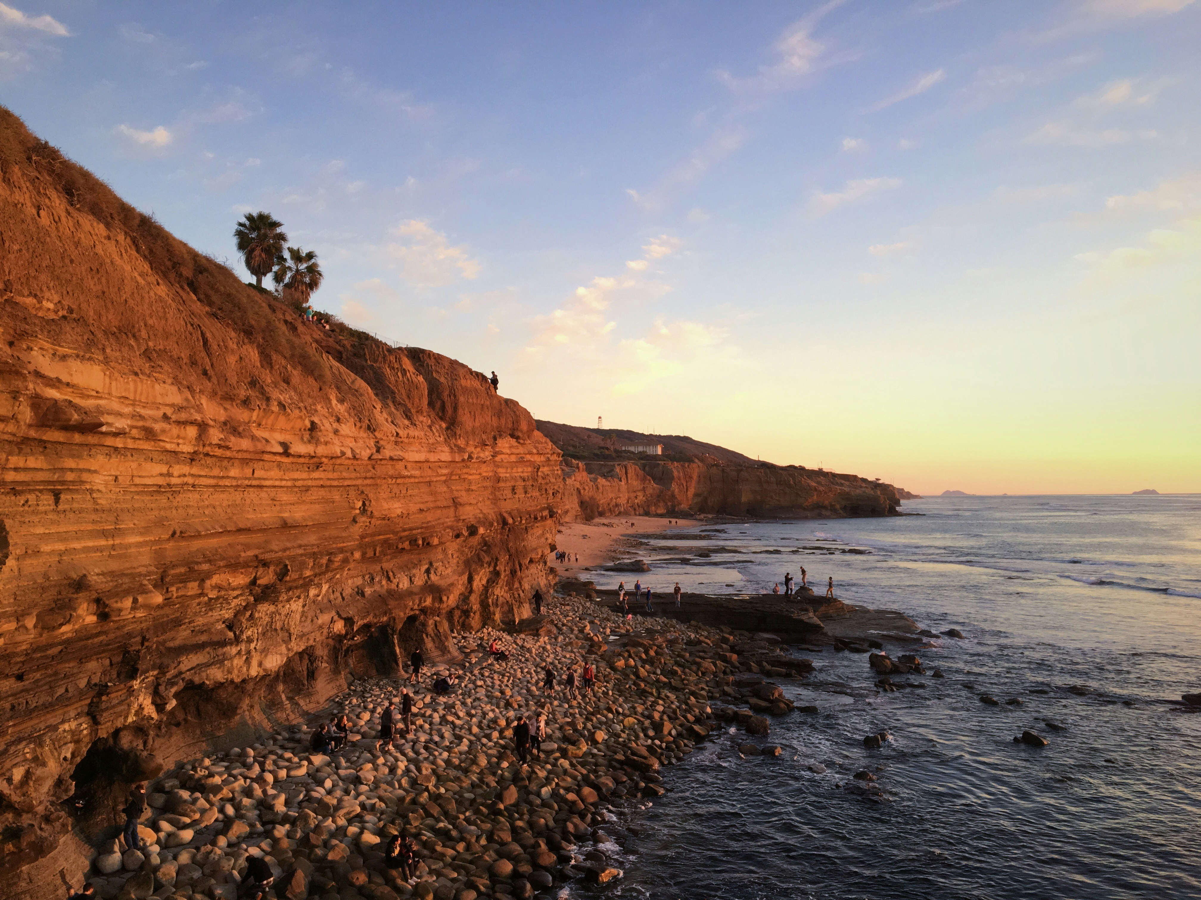 Free Unsplash photo from jim che