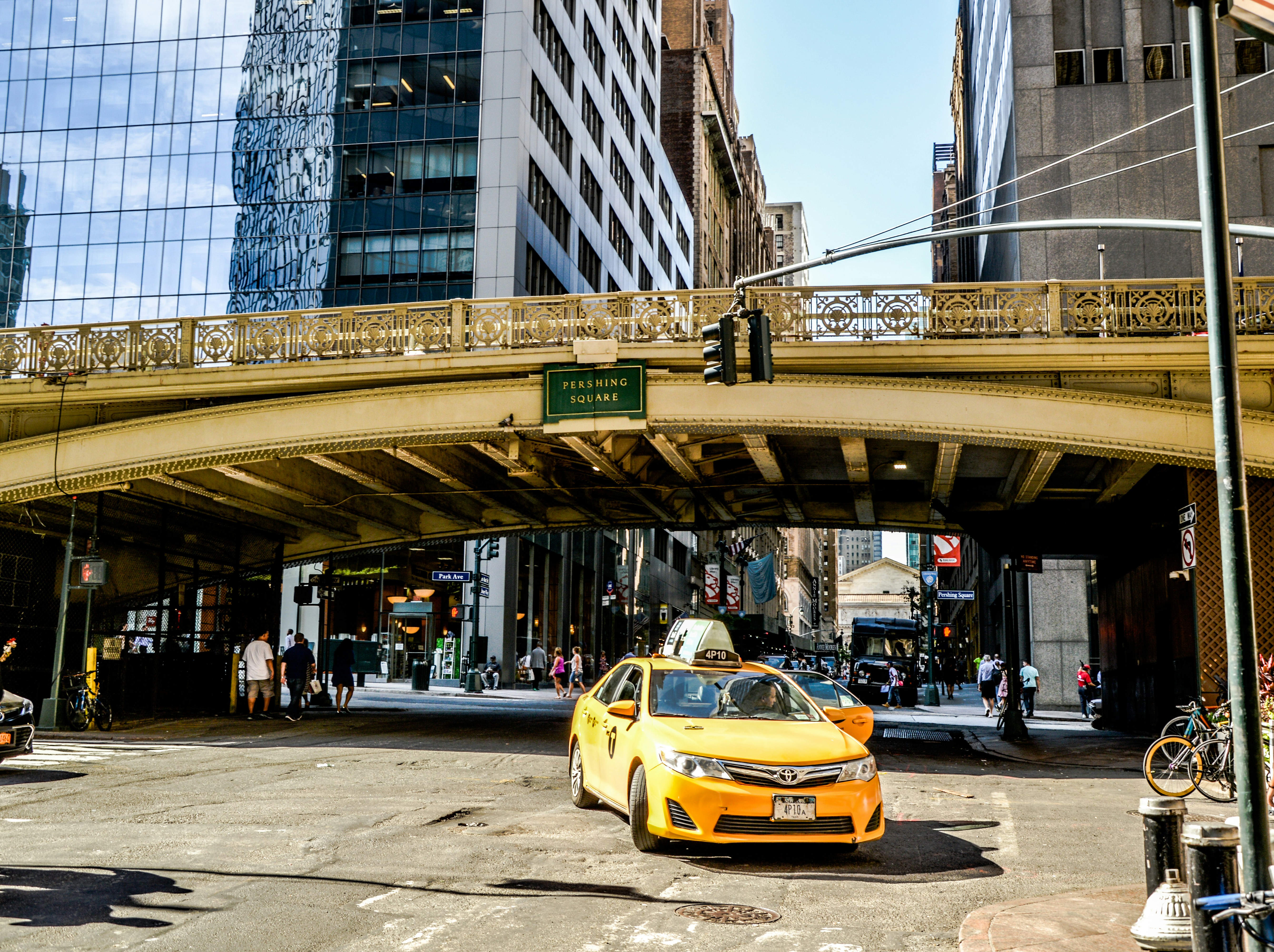 Free Unsplash photo from Alice Pasqual