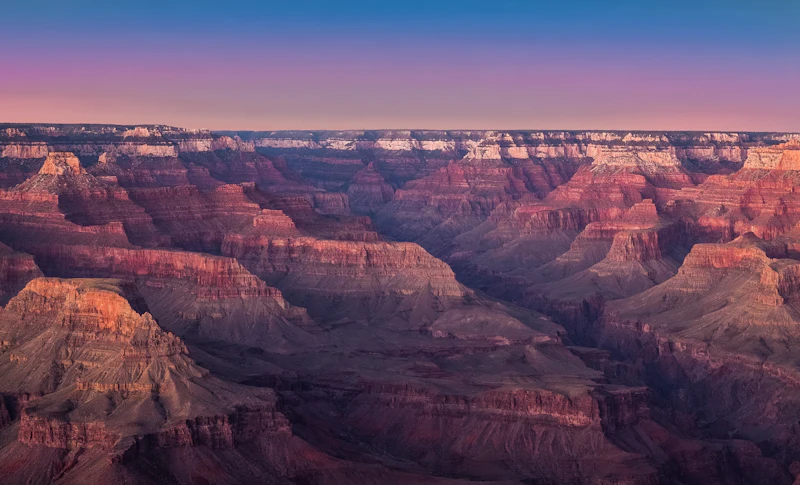 Le Grand Canyon au coucher du soleil, Arizona