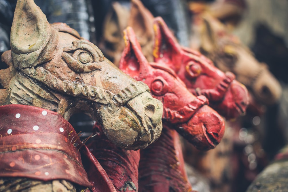 close-up photo of horse statues