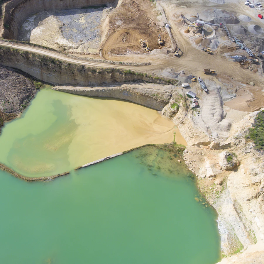 Open-pit mining quarry