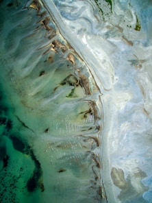 silver and gold abstract illustration