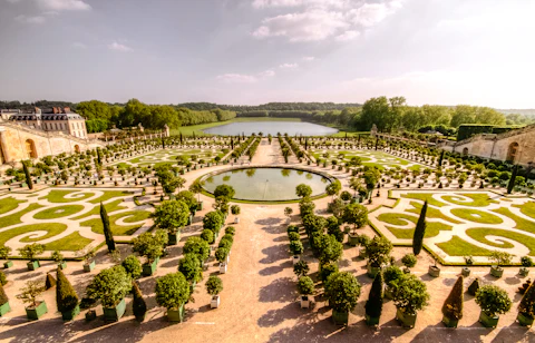 Versailles Palace & Gardens Tour