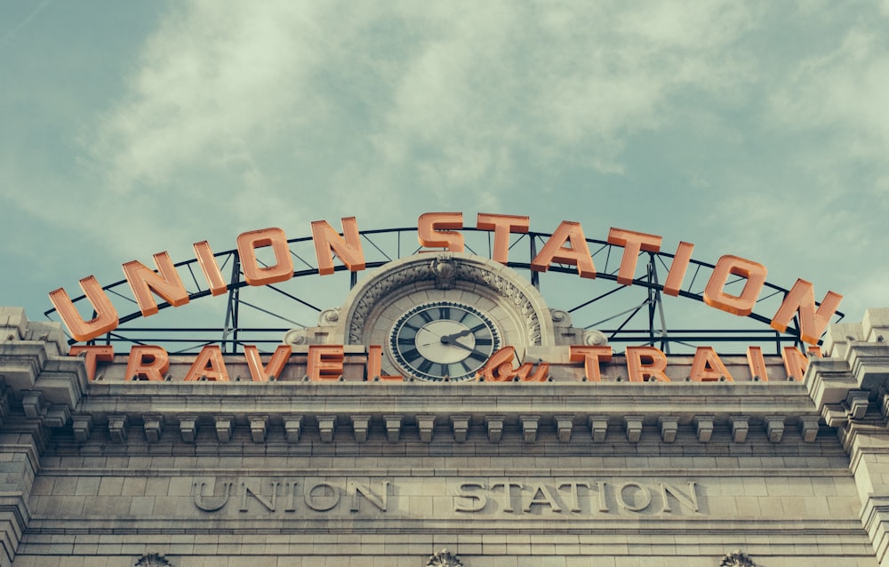 Fotografía de ángulo bajo de Union Station