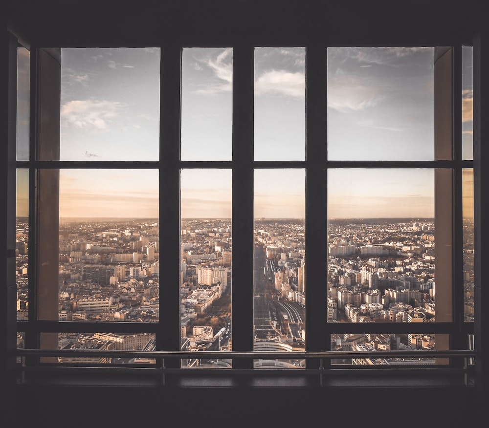 Best 500+ Window Images | Download Free Pictures on Unsplash
