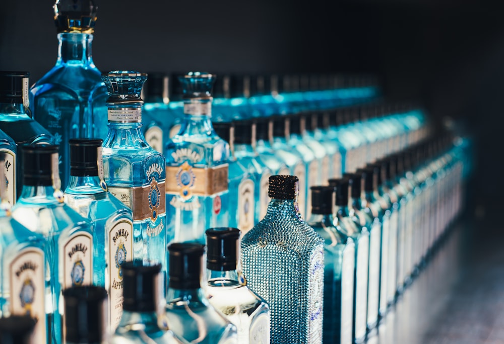 shallow focus photography of bottles