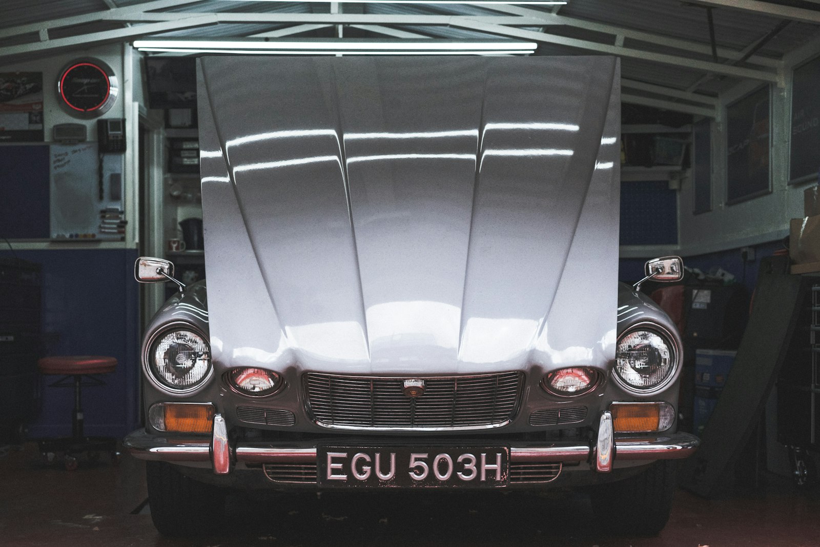 Sony a7 II sample photo. Classic silver car with photography