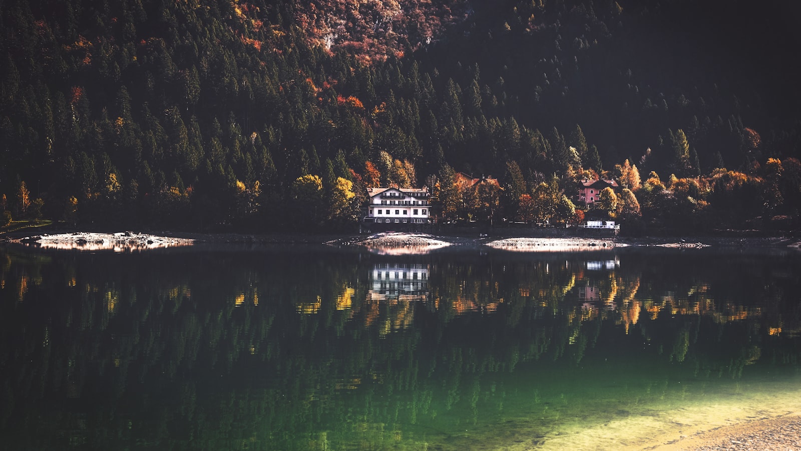 Fujifilm X-T10 + Fujifilm XF 27mm F2.8 sample photo. Wooden house near mountain photography