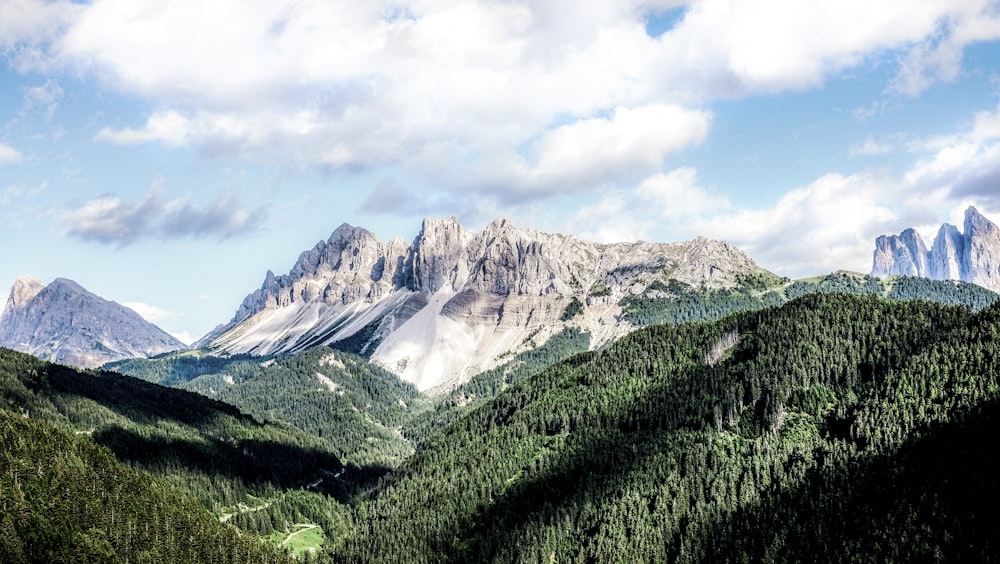 fotografia de paisagem da montanha