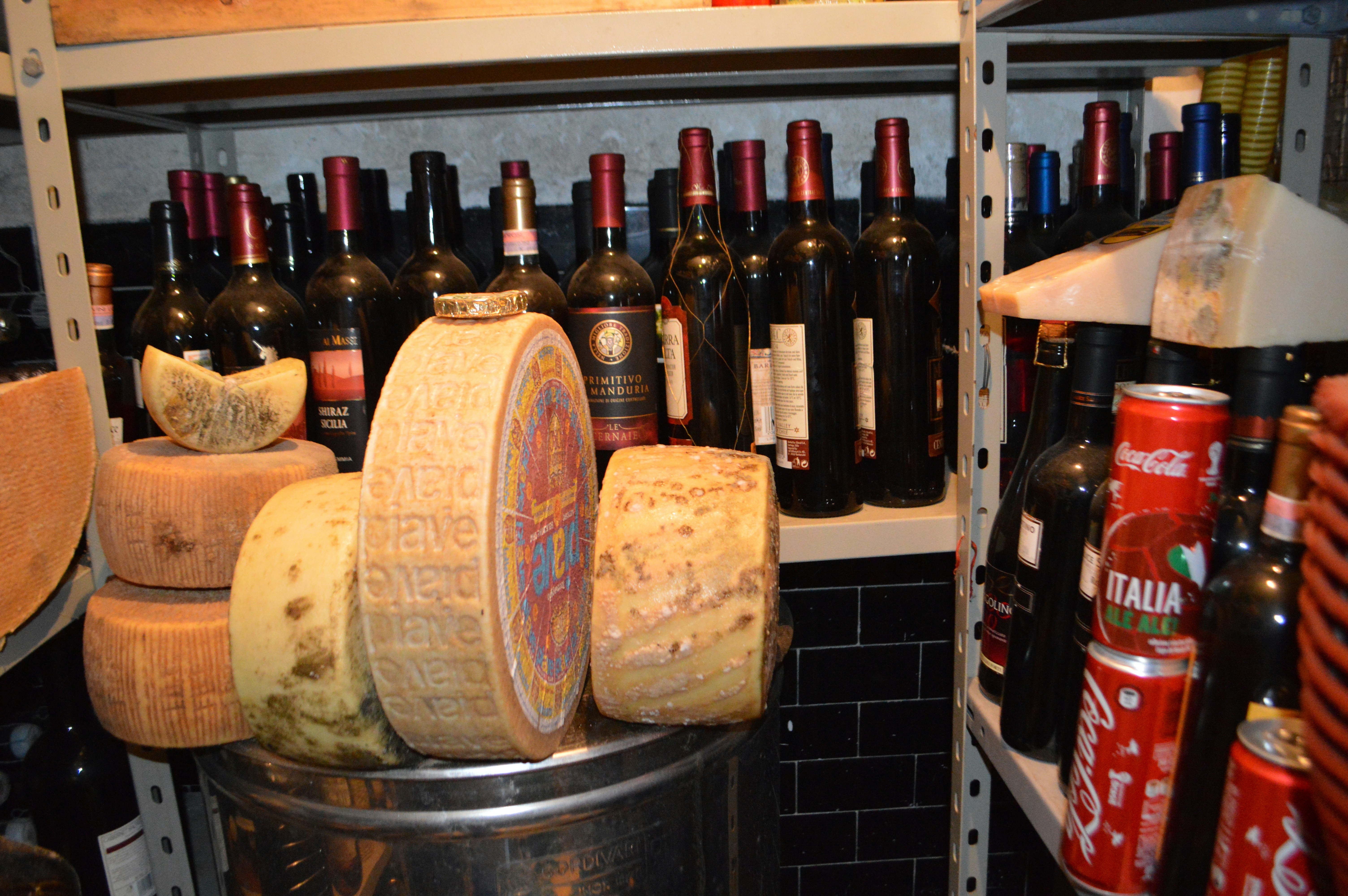 Free Unsplash photo from samuel ranieri