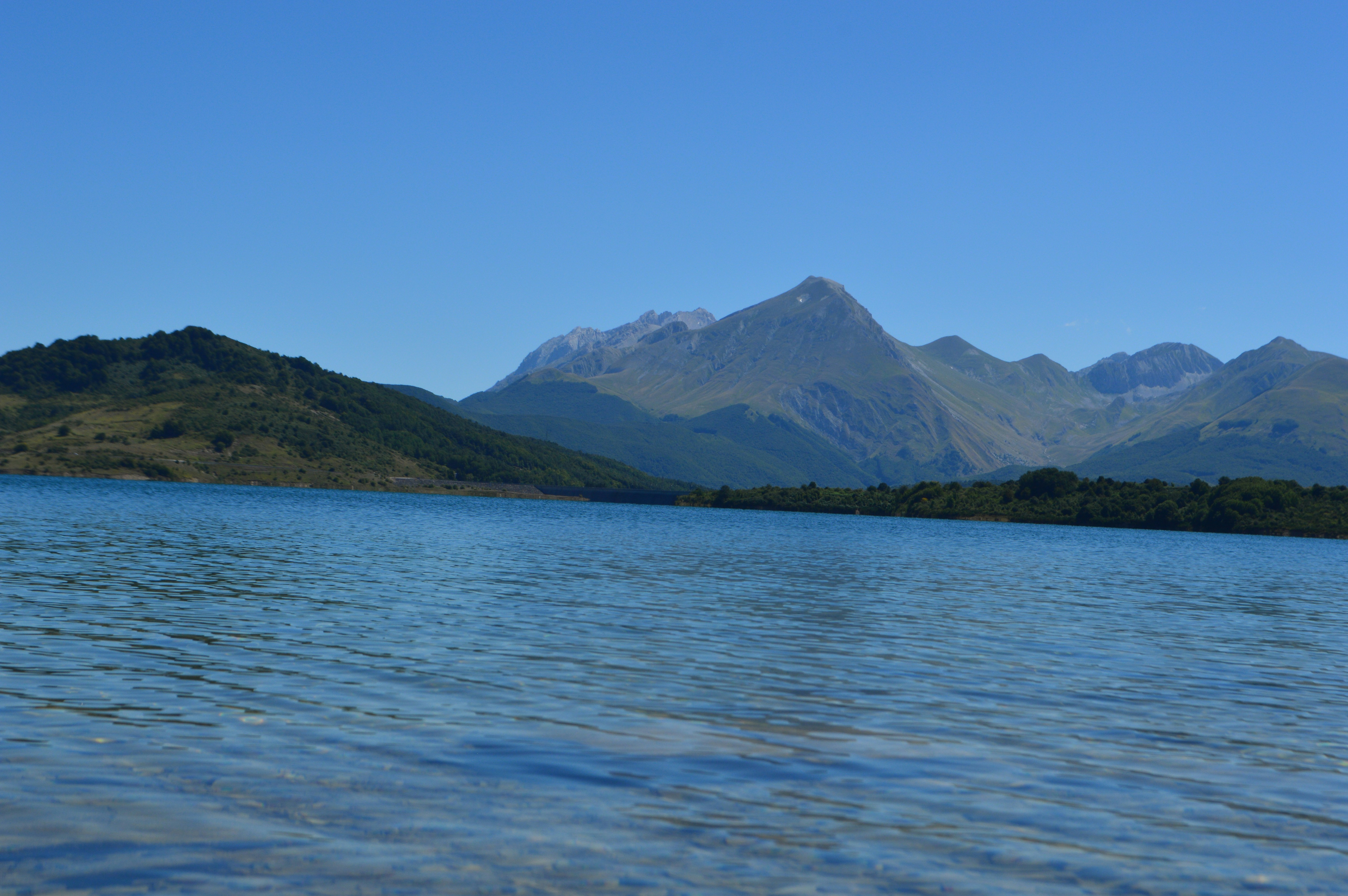 Free Unsplash photo from samuel ranieri