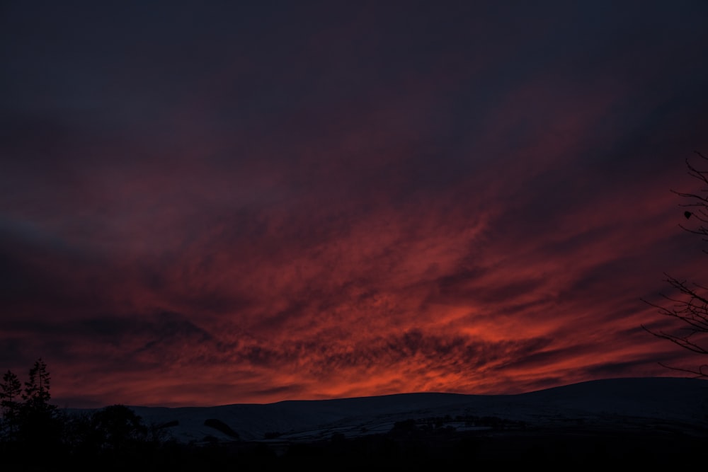 cloudy sky during dusk