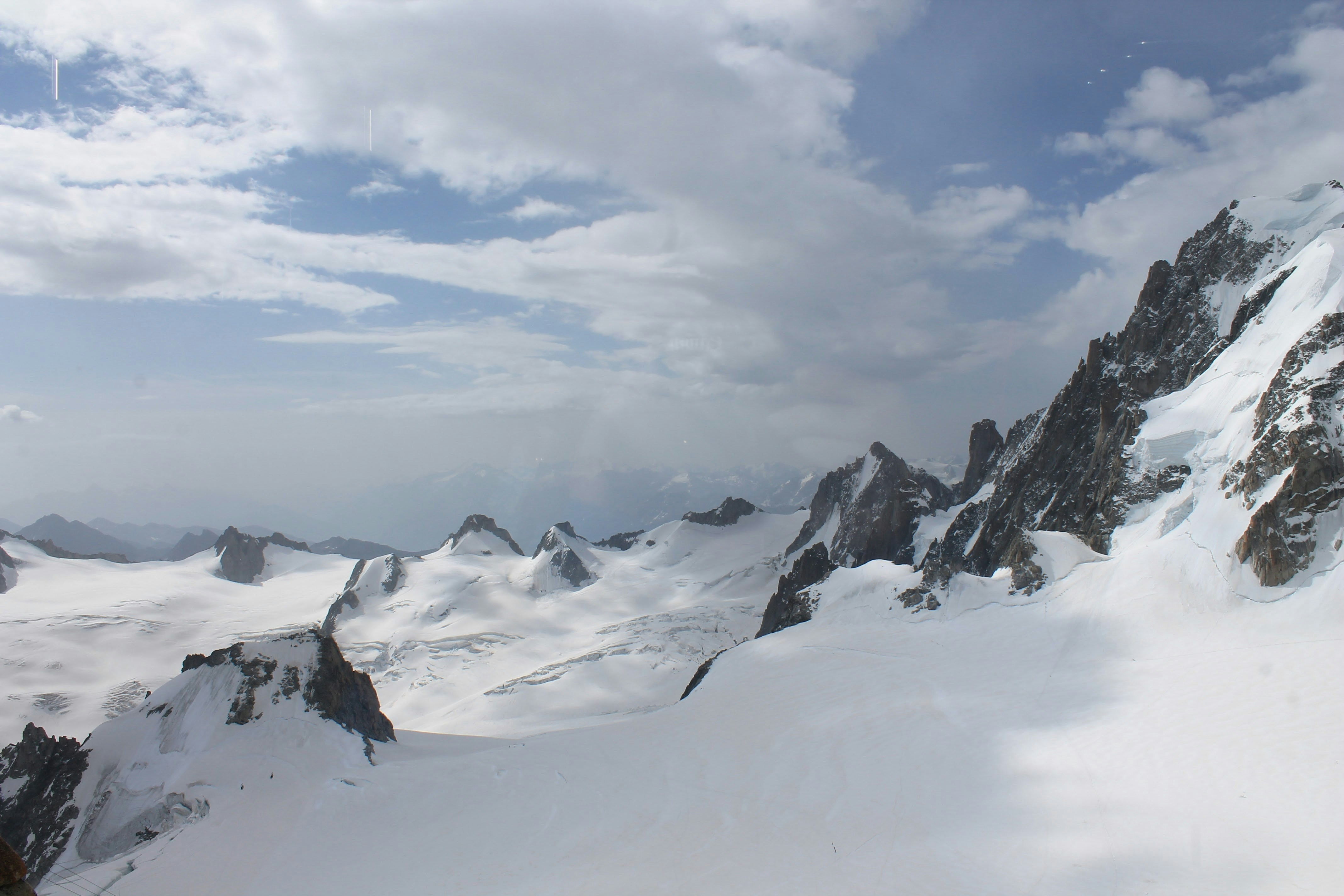 Free Unsplash photo from Claire DELPIERRE