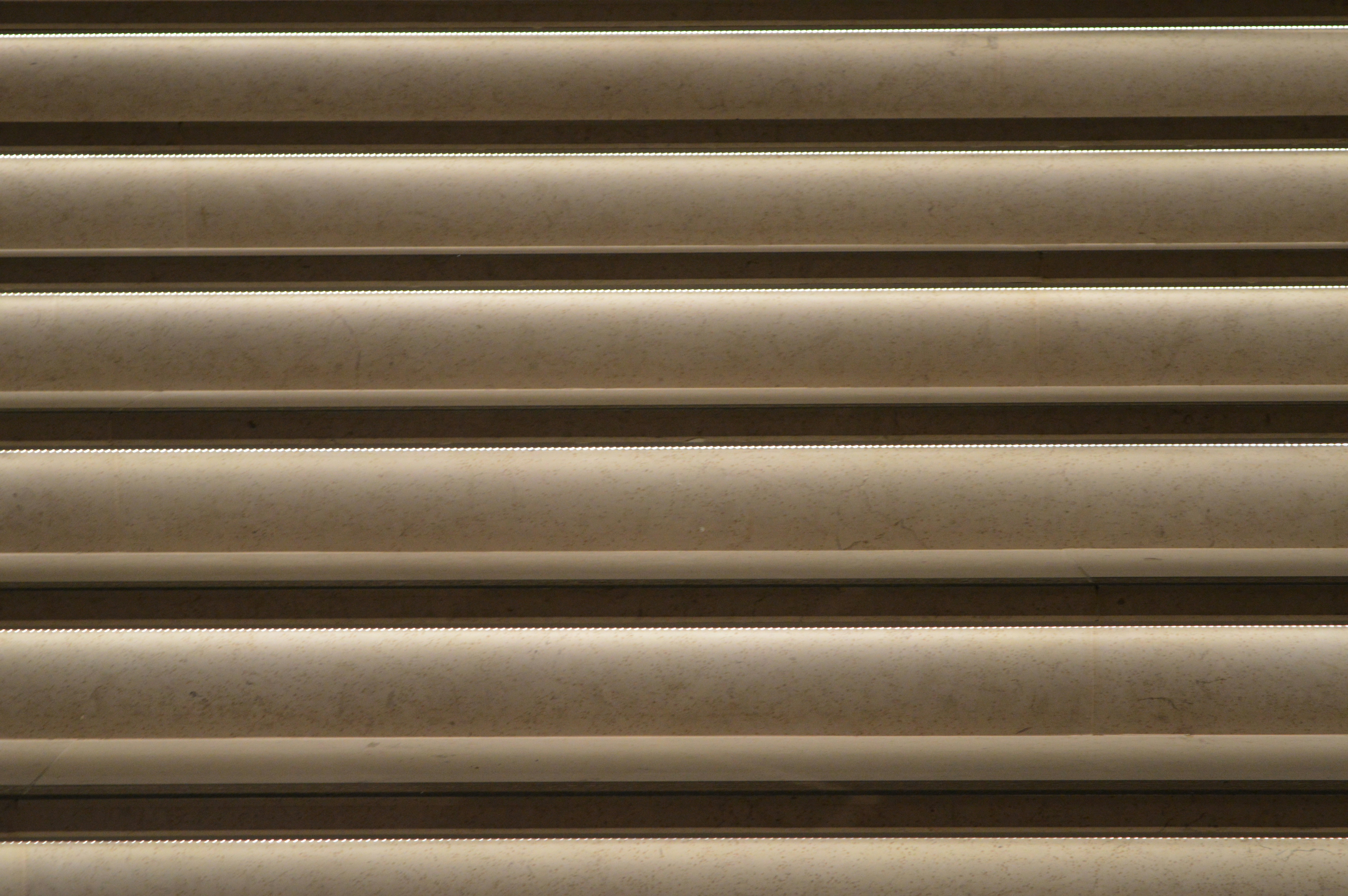 Free Unsplash photo from Gabriel Izgi