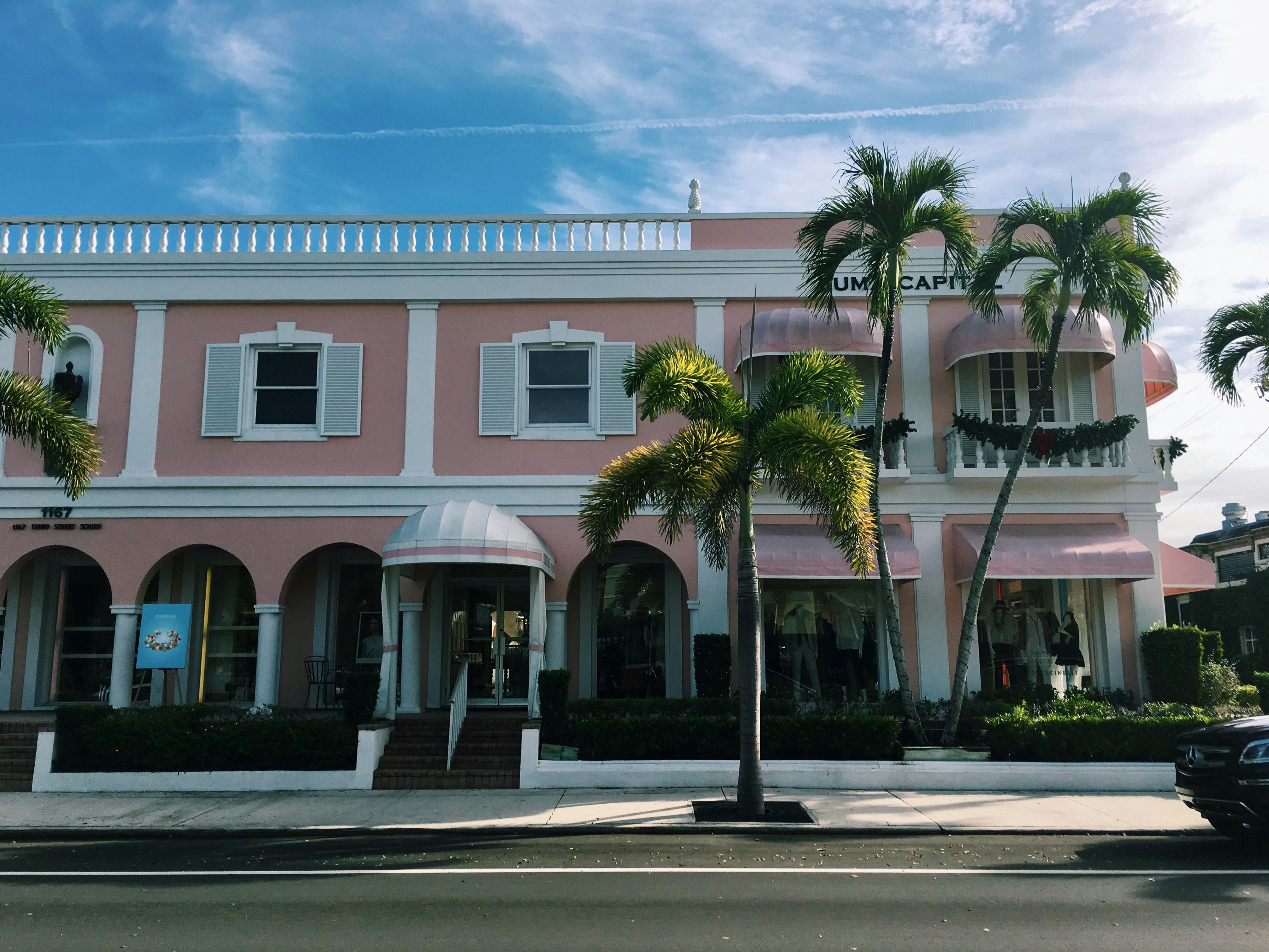 Free Unsplash photo from Kirsten Drew